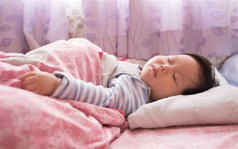 怎么培养孩子按时睡觉的习惯 孩子睡觉怎么固定时间2018 _八宝网
