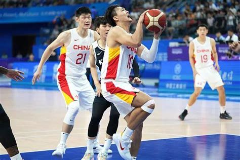 男篮亚洲杯，中国男篮VS韩国，中国热血男孩开局硬钢韩国硬汉，这次能赢吗？_腾讯视频