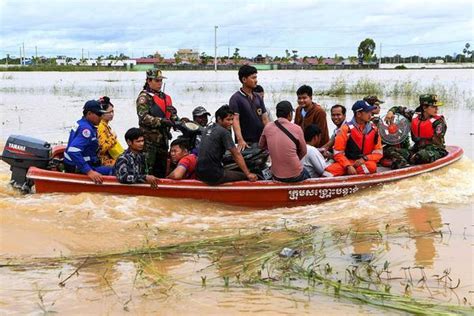 柬埔寨洪涝已致24万人受灾 未来几日持续降雨|柬埔寨|受灾|降雨_新浪新闻