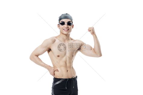 青年男性游泳运动员肌肉展示高清图片下载-正版图片501613366-摄图网