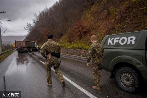科索沃局势紧张，北约准备出手干预，俄方力挺塞尔维亚_手机新浪网