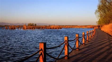 【携程攻略】延庆野鸭湖国家湿地公园景点,野鸭湖位于延庆官厅水库湖畔，是北京观赏候鸟的最佳地点，可是门票50…
