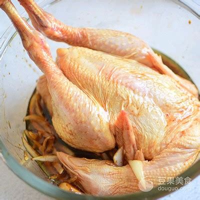 烤鸡腿的腌制方法和配料窍门，空气炸锅烤鸡腿的腌制方法和配料制作步骤_学厨网