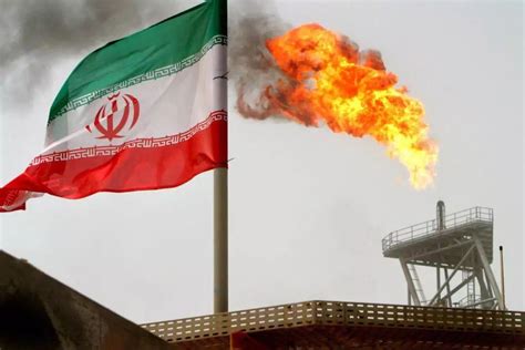 美国拟彻底禁运伊朗原油，这次特朗普是认真的__凤凰网