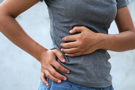 妇女胃痛月经期抽筋腹部疼高清图片下载-正版图片503823351-摄图网