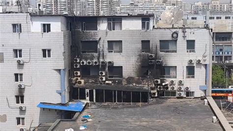 河南鲁山一老年康复中心发生火灾 已致38人遇难[图]_图片中国_中国网