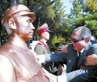 历史上的今天2月12日_1997年前朝鲜最高人民会议议长黄长烨向大韩民国大使馆寻求政治庇护。