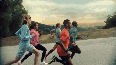 跑步听歌利弊知多少 真能提高训练效果吗？