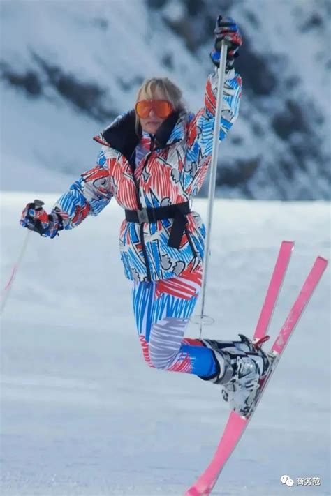 今年超火的16个滑雪服品牌，专业时髦又好看～_手机新浪网