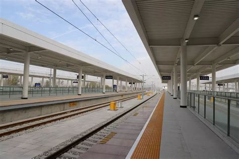 阜阳西站要扩建6站台,阜阳高铁站13站台,阜阳2030年高铁规划图_大山谷图库