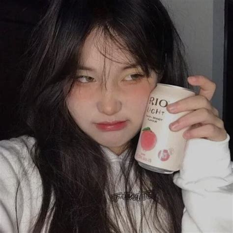 真人头像高质量甜美女生