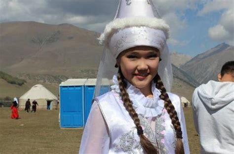 从脸部上，区分土库曼斯坦，吉尔吉斯斯坦和乌兹别克斯坦人|吉尔吉斯斯坦|土库曼斯坦|脸部_新浪新闻