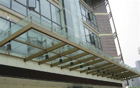 汽车坡道玻璃雨棚 钢结构玻璃雨棚 地下车库雨棚设计制作安装厂家