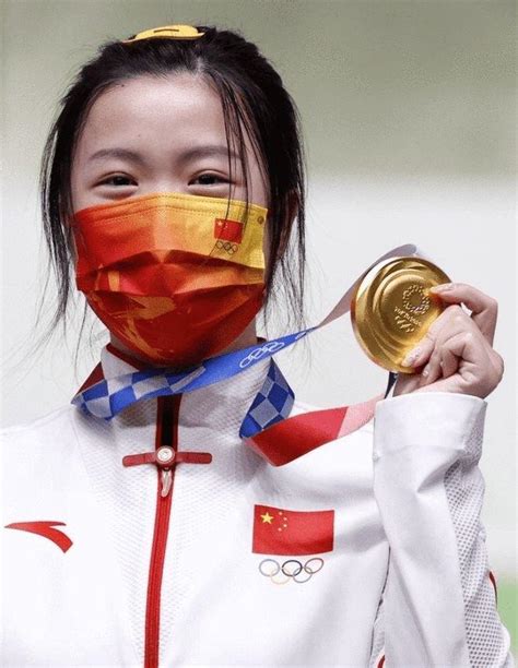 中国00后射击运动员杨倩夺得东京奥运会首金并打破奥运会纪录 - 2021年7月24日, 俄罗斯卫星通讯社