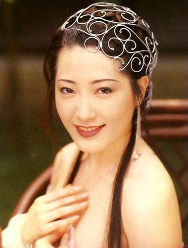 杨思敏资料简介写真图片：神乃麻美90年代亚洲最美第一胸_知秀网