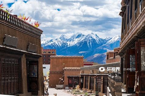 四川甘孜州甘孜县格萨尔王城藏族建筑风光 图片 | 轩视界