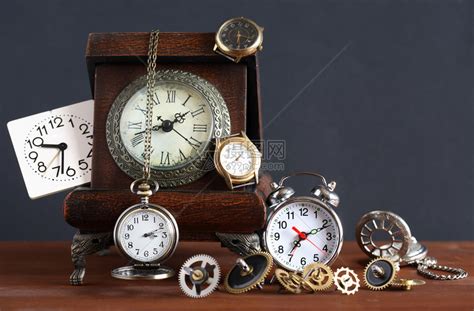 时间概念各式样的时钟和高清图片下载-正版图片502585244-摄图网
