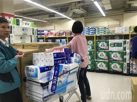 台湾卫生纸涨价在即 民众却发现无货可囤：世界末日到了？