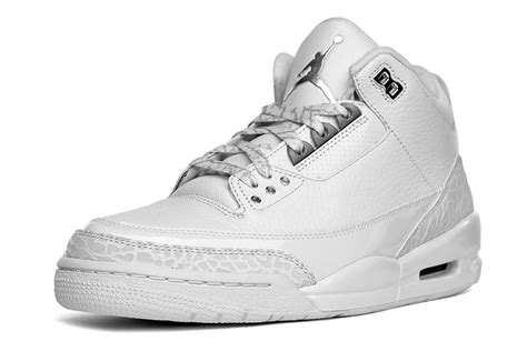 近年 Air Jordan 3 新配色发售完整回顾 AJ3发售 球鞋资讯 FLIGHTCLUB中文站|SNEAKER球鞋资讯第一站