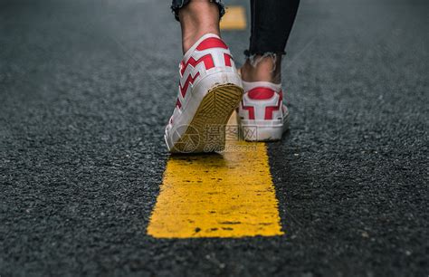 长路漫漫陪你走图片,花图片,风景图片大全_大山谷图库