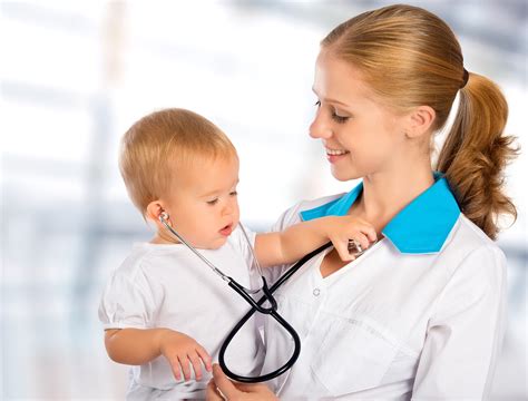 宝宝和医生素材-宝宝和医生图片-宝宝和医生素材图片下载-觅知网