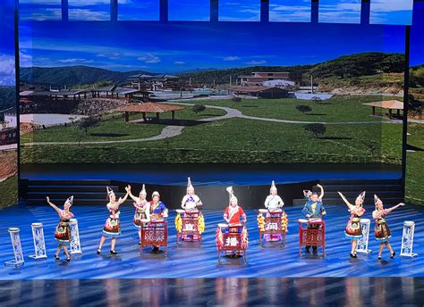 瑞安：温州鼓词《带货姑娘》亮相第八届 全国少数民族曲艺展演