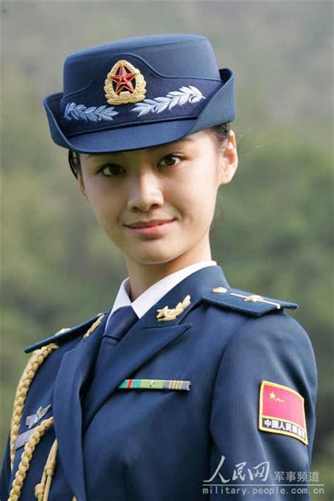 北京武警部队女兵野营拉练【5】--图片频道--人民网