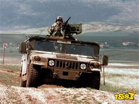驻伊美军将接收350辆改进型M1114悍马车 - 美国军事 - 全球防务