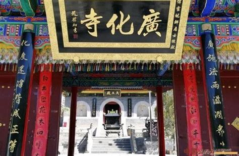 五台山寺庙系列：“广施法雨、化度迷津”广化寺 - 五台山云数据旅游网