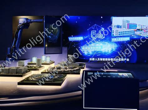 浦东规划馆55寸OLED自发光透明屏