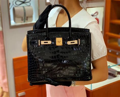 高仿包包一手货源厂家直销_很多人买高仿包包亿光