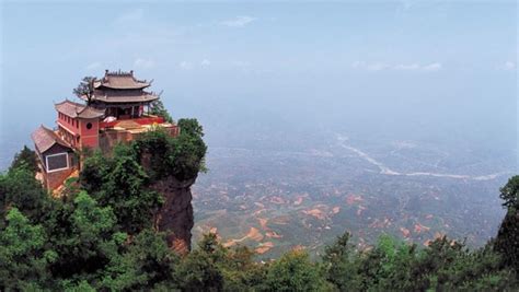 中国值得去的旅游景点排名（国内旅游必去十大景点）-轻读网