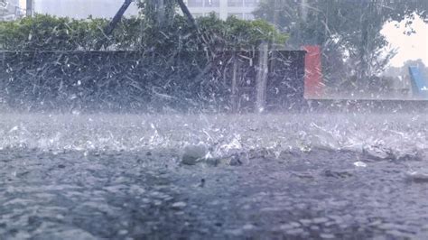 4K高速拍摄城市雷暴雨狂风暴雨大雨实景视频特效素材-千库网