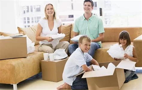 家庭搬家公司哪家口碑好-家庭居民小区搬家价格收费标准-四通搬家