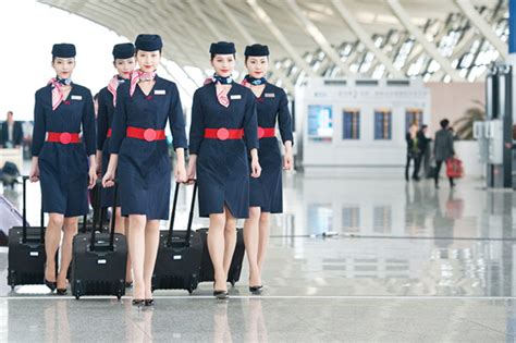 东航2016年空中乘务员和安全员招聘在京启动|东航|空中乘务员_凤凰资讯