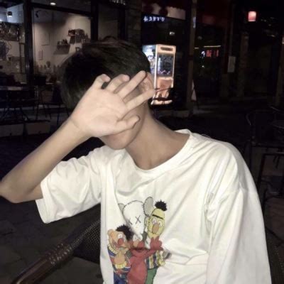 15岁小哥哥照片图片 15岁小哥哥照片图片