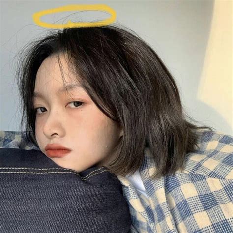 心动黄色系女头图片