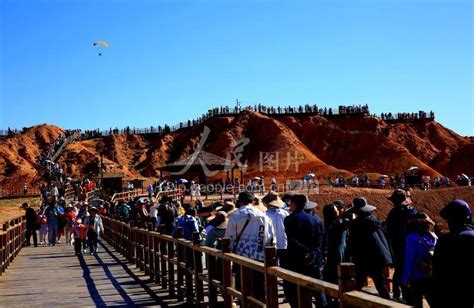 甘肃张掖：丹霞景区多业态运营旅游旺-人民图片网