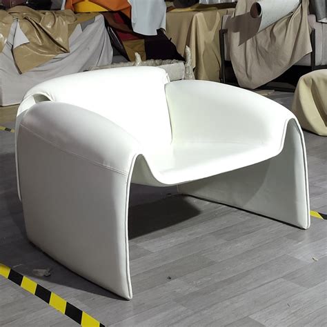 现代简约 异型休闲椅 蜘蛛椅 设计师创意设计 客厅酒店样板房 时尚个性 单人沙发