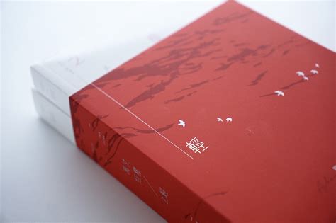 《万丈红尘之轻》繁体版丨书籍装帧设计_Laberay淮-站酷ZCOOL