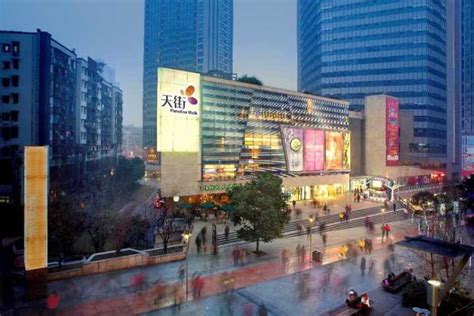 重庆长嘉汇二期，重新规划设计‘弹子石老街’ | 建筑学院