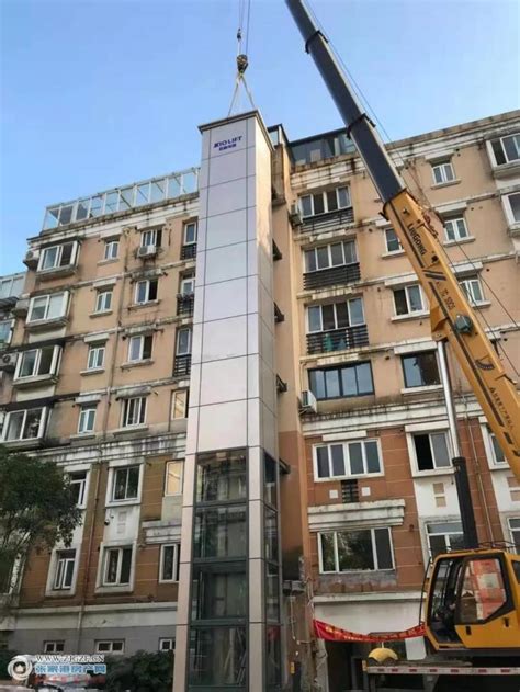 一种既有多层住宅加装电梯预制装配式钢结构底坑基础及施工方法与流程