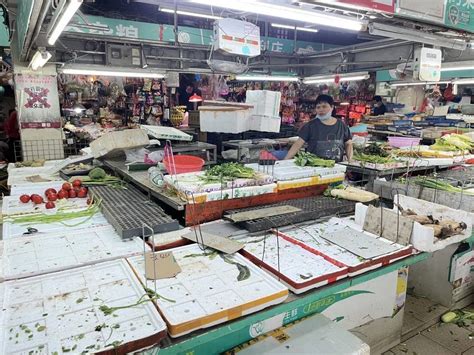 冬储菜卖“白菜价”！ 葱价创5年新低 有超市购物送白菜