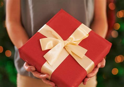 企业礼品定制案例 企业礼品推荐 礼品定制公司 企业在特定的节日,如何选择适合客户的礼品？