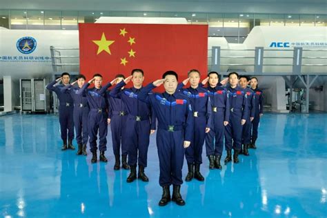 中国航天员大队，25岁生日快乐！