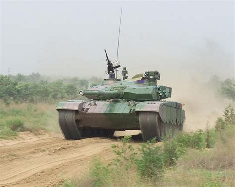 新中国第一辆坦克诞生记！