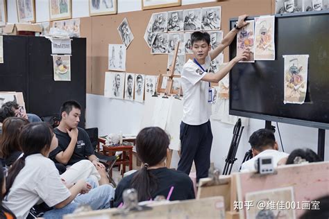 武汉209画室：美术高考丨色彩静止组合花卉类静物分享_凤凰网