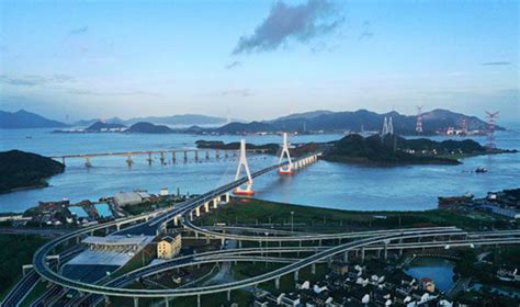 俞东来：建设现代化海上花园城市 创造新时代舟山发展新奇迹