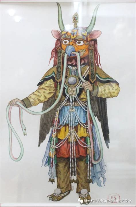 古代北方的萨满文化，色彩面具与服饰的艺术价值__凤凰网