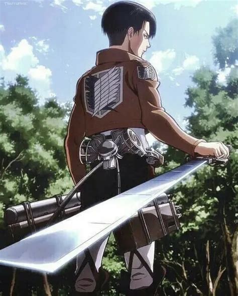 进击的巨人兵长利威尔图片